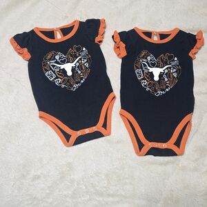 TWINS University of Texas Longhorns baby onsie, Set of 2 newborn onsie 0-3m